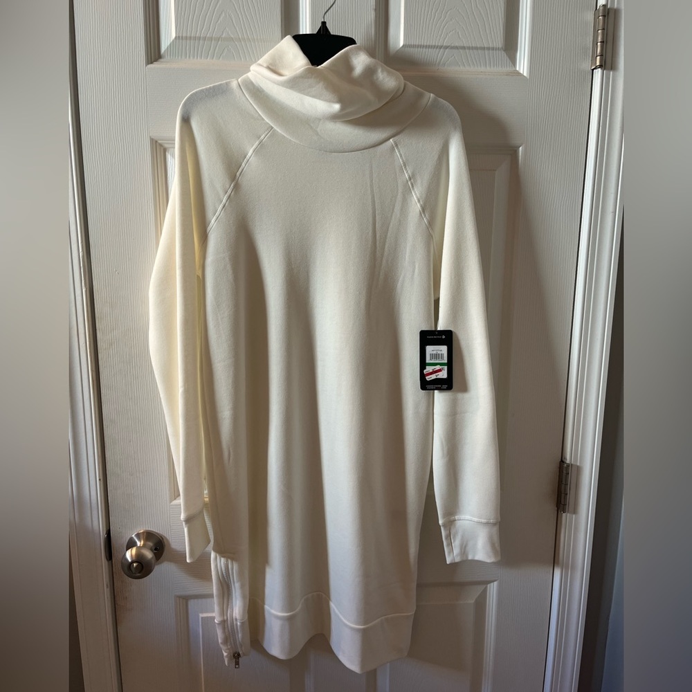Cozy Andrew Marc sweater dress.  New! Large